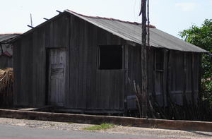 Raposa casa de madera